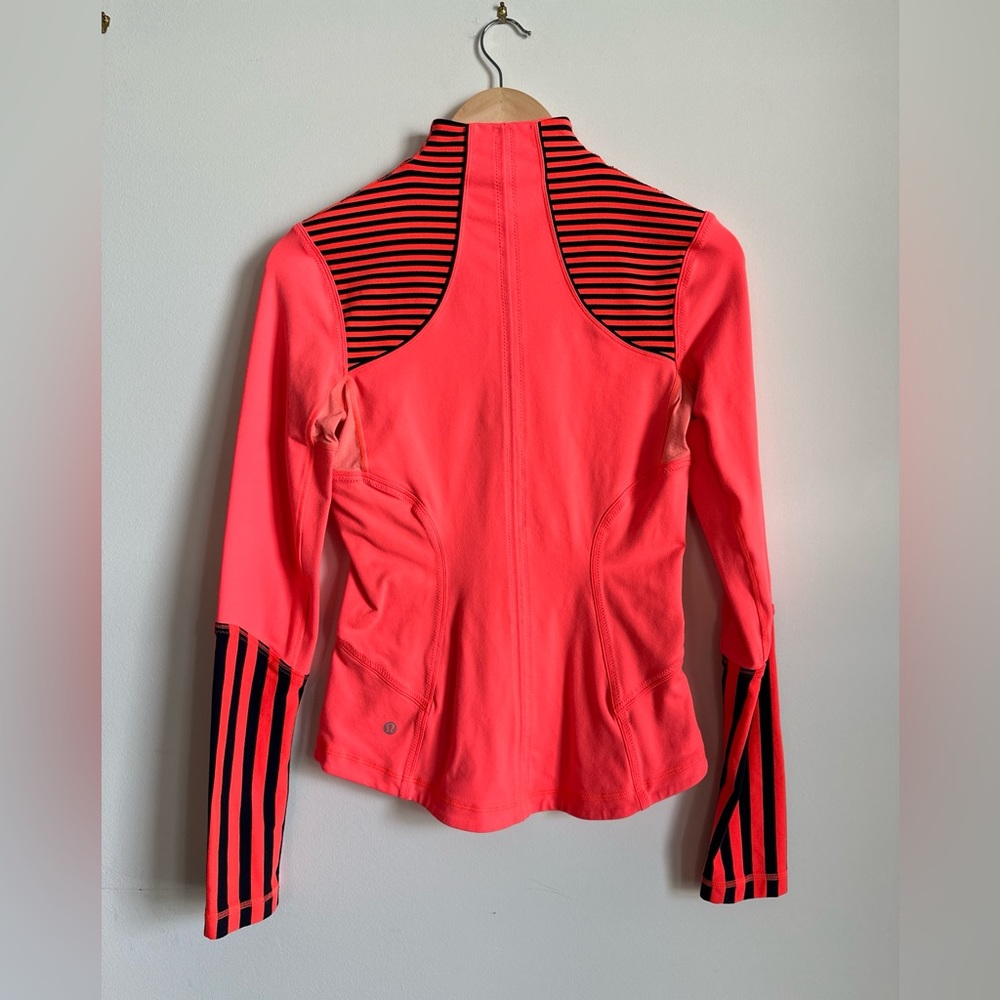 Lululemon Athletica Forme Jacket Classic Stripe Light Flare size 4 - Picture 8 of 8